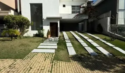 Casa no condomínio Alphaville Burle Marx - Estuda permuta por apartamento