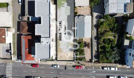 Terreno com 420m  - Localizado no bairro Rio Branco