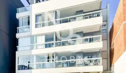 Apartamento amplo com 03 dormitórios no Bairro Aparecida em Flores da Cunha