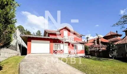 Casa de 03 Dormitórios no Bairro Nova Roma em Flores da Cunha