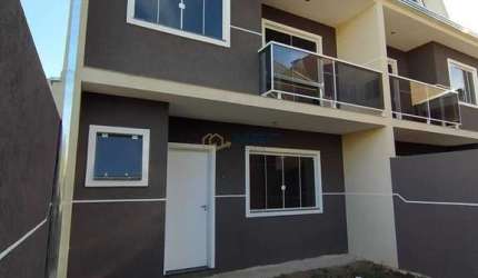 Sobrado triplex em Fazendinha, Curitiba/PR