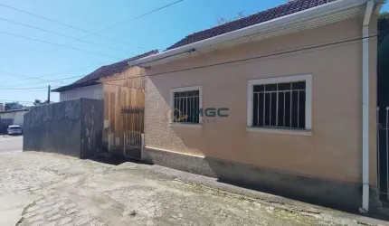 Casa à venda no bairro Vila Izabel - Curitiba/PR