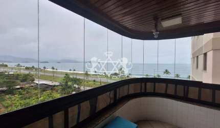 Belíssimo Apartamento Vista mar 100 metros da praia, 03 dormitórios sendo 01 com suíte e sacada, à