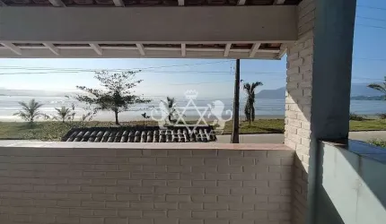 Ótimo Sobrado + edícula, em frente ao mar, à venda em Porto Novo, Caraguatatuba, Litoral Norte de S