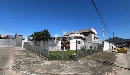 Casa padrão à Venda, Sumaré, Caraguatatuba, SP