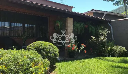 Casa à venda, Martim de Sá, Caraguatatuba, SP.