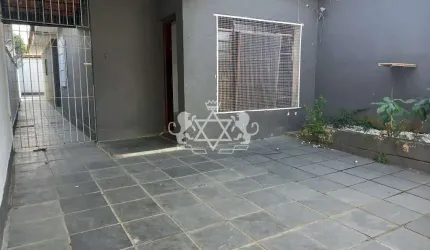 Casa para venda, com 2 dormitórios, localizada a poucos minutos da Praia, Porto Novo -Caraguatatuba