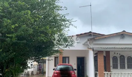 Excelente oportunidade de investimento em um espaçoso imóvel de esquina à venda no Porto Novo, Cara