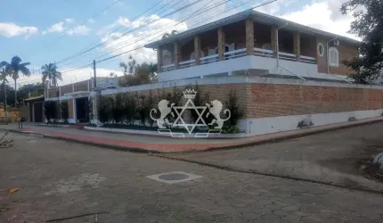 Maravilhoso Sobrado à venda na Praia do Indaiá, Bairro Indaiá, na Caraguatatuba, Litoral Norte do E