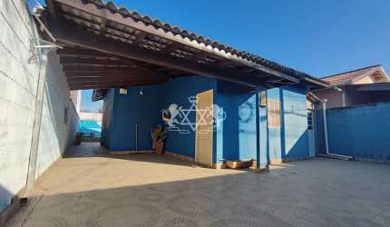 Casa 03 DORMITÓRIOS (sendo 01 suíte) para VENDA no Bairro Golfinhos, Caraguatatuba, SP - Piscina e