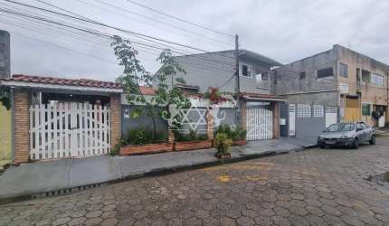 Casa mais Edicula  para venda,  4 Dormitórios área de lazer com piscina no Bairro Porto Novo, Carag