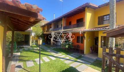 Sobrado  à Venda na Prainha, Loteamento Balneário Camburi / Caraguatatuba, SP