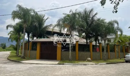 Casa Térrea com Piscina à Venda, Pontal de Santa Marina, Caraguatatuba, SP