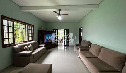 Casa à venda,  1 000 m² de Área Total, 3 Dormitórios sendo 1 Suite no bairro  Martim de Sá, Caragua