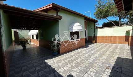 Casa à venda, 3 Dormitórios sendo 1 suíte  com 215m² AT/ AC 107m²,  Praia das Palmeiras, Caraguatat