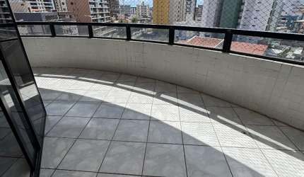 Amplo apartamento com 127 m ² - 03 quartos - Varanda - Jd. Oceania