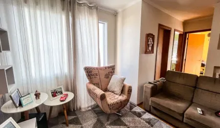 Apartamento semimobiliado no Santa Lúcia
