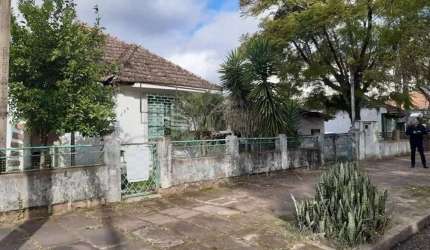 Terreno-Lote Residencial para venda  no Bairro Partenon em Porto Alegre