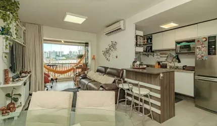 Apartamento para venda  no Bairro Passo da Areia em Porto Alegre