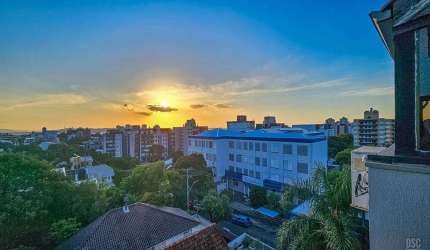 Cobertura Duplex para venda  no Bairro TRISTEZA em Porto Alegre