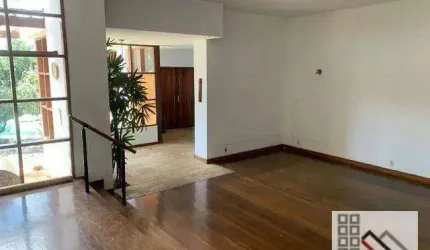 CASA SOBRADO EM BROOKLIN!  ACEITO PERMUTA.