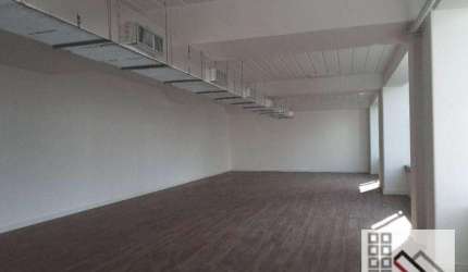 Conjunto Comercial (187,40m²), 3 Banheiros, 4 Vagas. Próximo da estação Berrini da CPTM