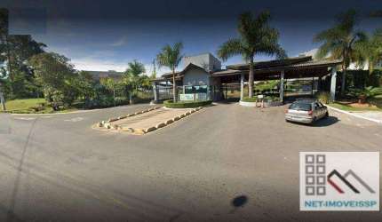 Casa 4 Dormitórios (294m²), 3 Suítes, Mobiliada, Quintal, 4 Vagas. Casa de Cinema no Terras de Atibaia