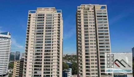 Cobertura Duplex 4 Dormitórios (490m³), 4 Suítes, Varanda, 5 Vagas.  Em frente ao maior cartão postal de São Paulo