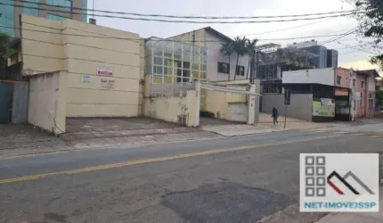 CASA COMERCIAL (269m²), 6 SALAS, 4 BANHEIROS, 4 VAGAS. PRÓXIMO DA REGIÃO ITAIM BIBI