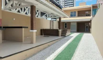 Casa alto padrão com 3 suítes