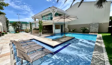 Conforto e Sofisticação em Casa Duplex no Casa Reale