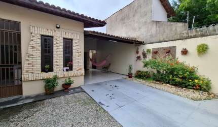 Casa Plana Com 3 Suítes no Parque Manibura