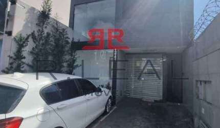 Imóvel Comercial na Avenida Duque de Caxias