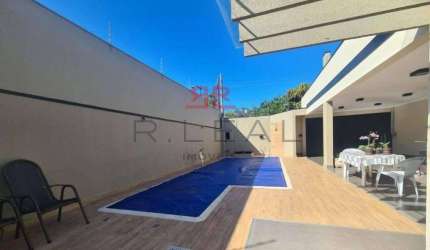 Linda Casa no Colonial Aberto