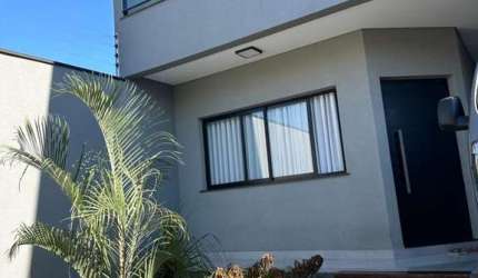 Casa para Venda em Jacareí, Villa Branca, 4 dormitórios, 2 suítes, 4 banheiros, 2 vagas