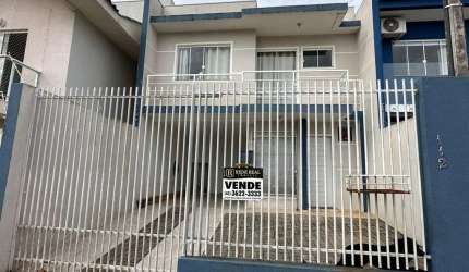 Sobrado para Venda em Guarapuava, Boqueirão, 3 dormitórios, 1 suíte, 1 banheiro, 2 vagas