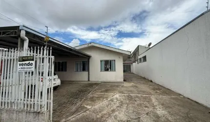Casa para Venda em Guarapuava, Morro Alto, 3 dormitórios, 3 vagas