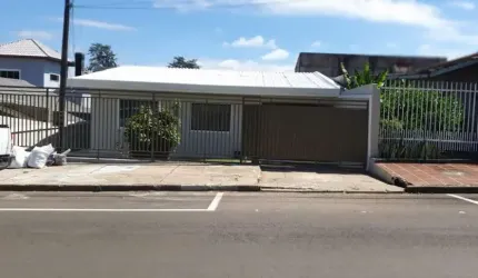 Casa para Venda em Guarapuava, Bonsucesso, 3 dormitórios, 2 banheiros, 1 vaga