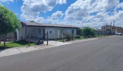 Casa para Venda em Guarapuava, Conradinho, 2 dormitórios, 1 banheiro, 1 vaga