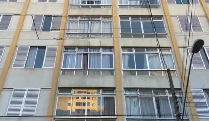 Apartamento para Venda em Curitiba, Centro, 3 dormitórios, 1 banheiro, 1 vaga