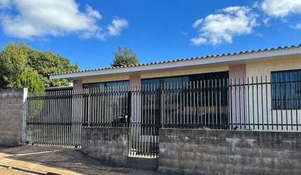 Casa para Venda em Guarapuava, Palmeirinha, 4 dormitórios, 2 banheiros, 1 vaga