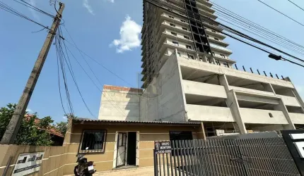 Imóvel Comercial para Venda em Guarapuava, Batel, 3 dormitórios, 1 suíte, 2 vagas