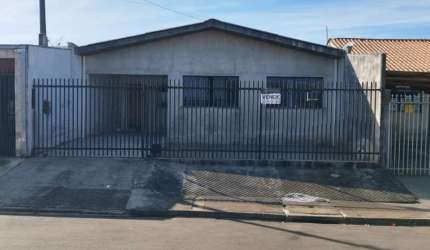 Casa para Venda em Guarapuava, Morro Alto, 3 dormitórios, 1 suíte, 1 vaga