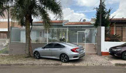 Casa para Venda em Guarapuava, Morro Alto, 3 dormitórios, 1 suíte, 1 banheiro, 2 vagas