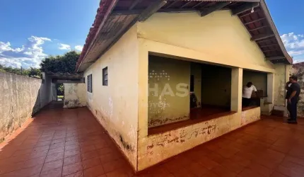 Casa em Cristiano de Carvalho  -  Barretos