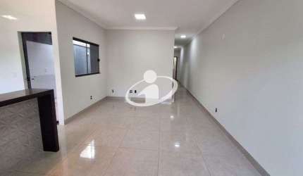 Casa com 3 quartos para alugar no Novo Mundo, Uberlândia  por R$ 3.300