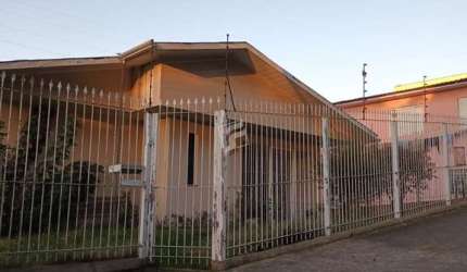 Casa com 2 quartos para alugar no Madureira, Caxias do Sul , 80 m2 por R$ 1.400
