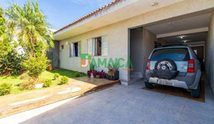 Casa à venda no Xaxim com 200 m² - 5236