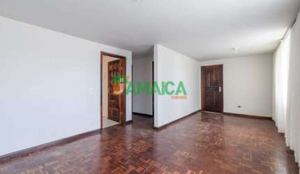 Casa para locação no Cajuru com 04 quartos - 4881