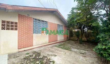 Casa residencial à venda com 03 quartos e amplo terreno no Uberaba - 5261